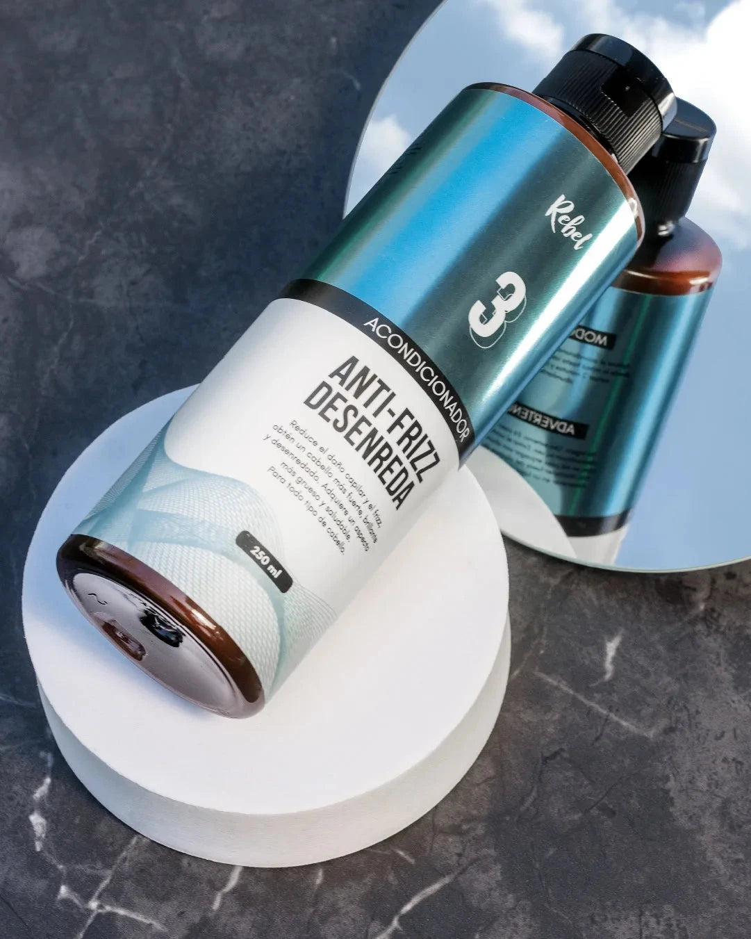 Acondicionador Anti-Frizz, Desenreda y Brillo (Paso 3) - Rebel