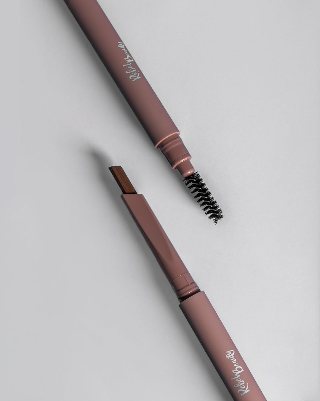 Lapiz de Cejas Rebel Beauty™ - Rebel Chile